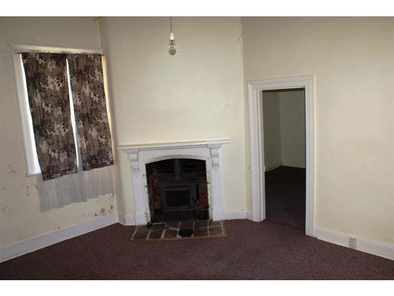 28 West Barrack Street, Deloraine TAS 7304