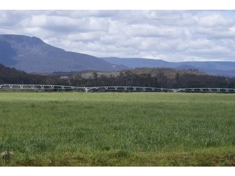 14439 Highland Lakes Road, Deloraine TAS 7304