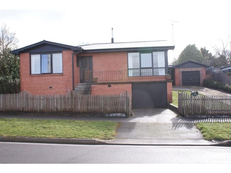 119 Emu Bay Road, Deloraine TAS 7304