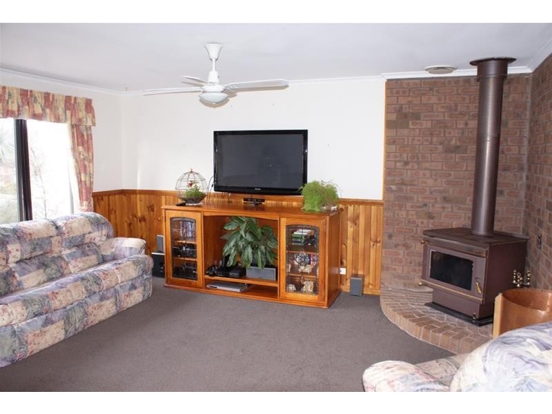 119 Emu Bay Road, Deloraine TAS 7304