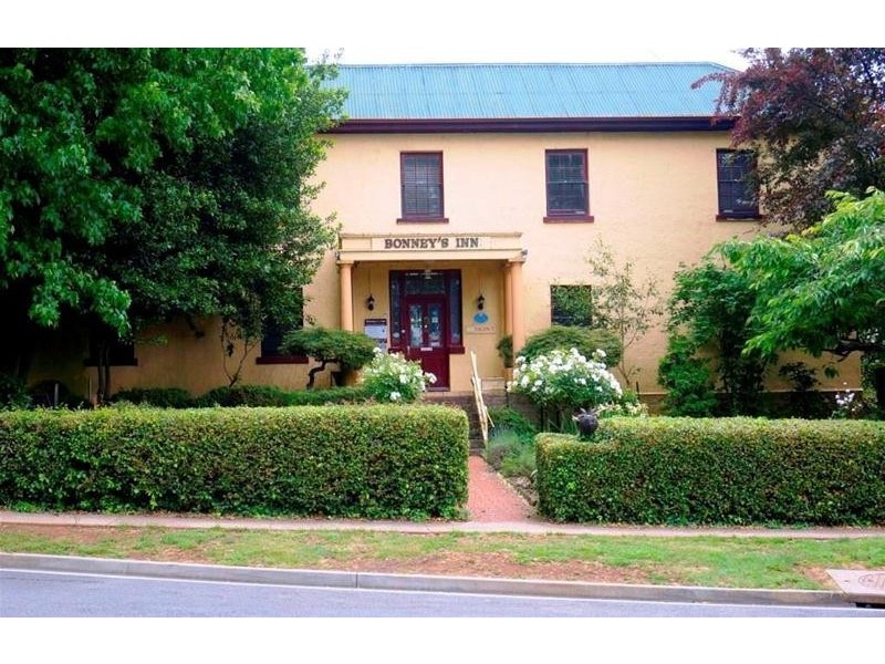 19 West Parade, Deloraine TAS 7304