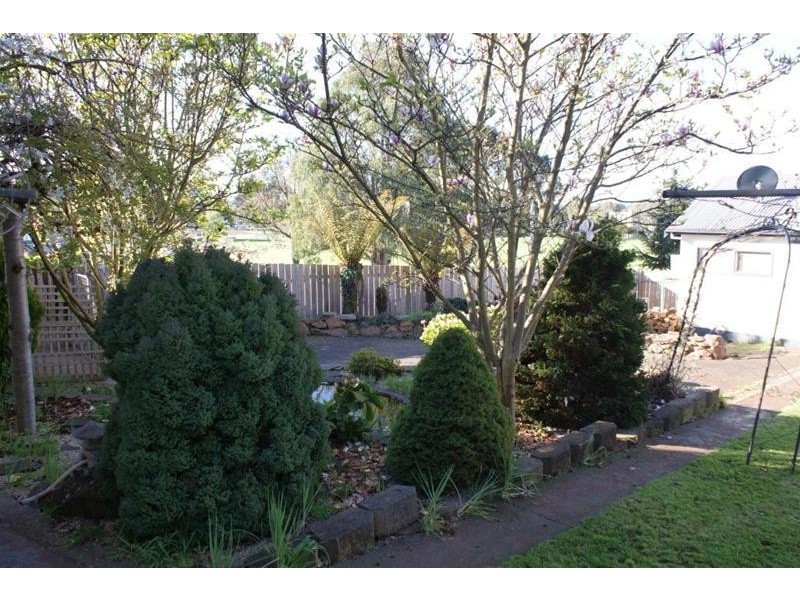 54  East Barrack Street, Deloraine TAS 7304