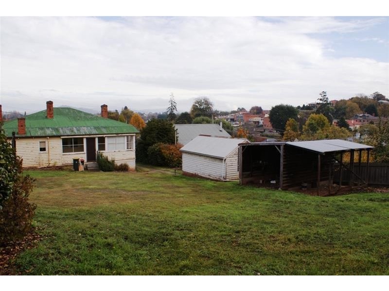 8 East Barrack Street, Deloraine TAS 7304