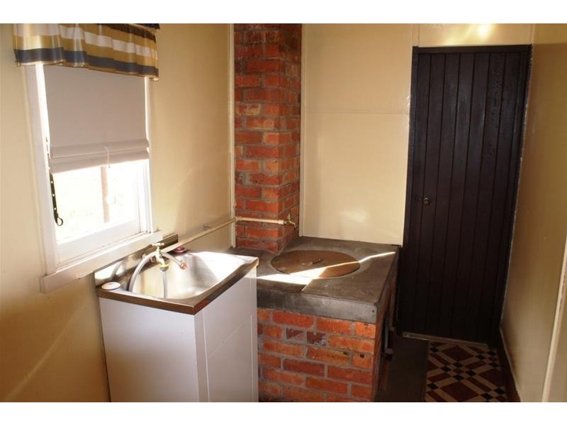 8 East Barrack Street, Deloraine TAS 7304