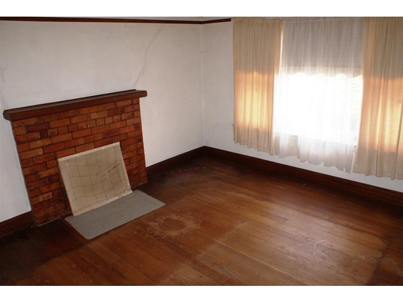 8 East Barrack Street, Deloraine TAS 7304