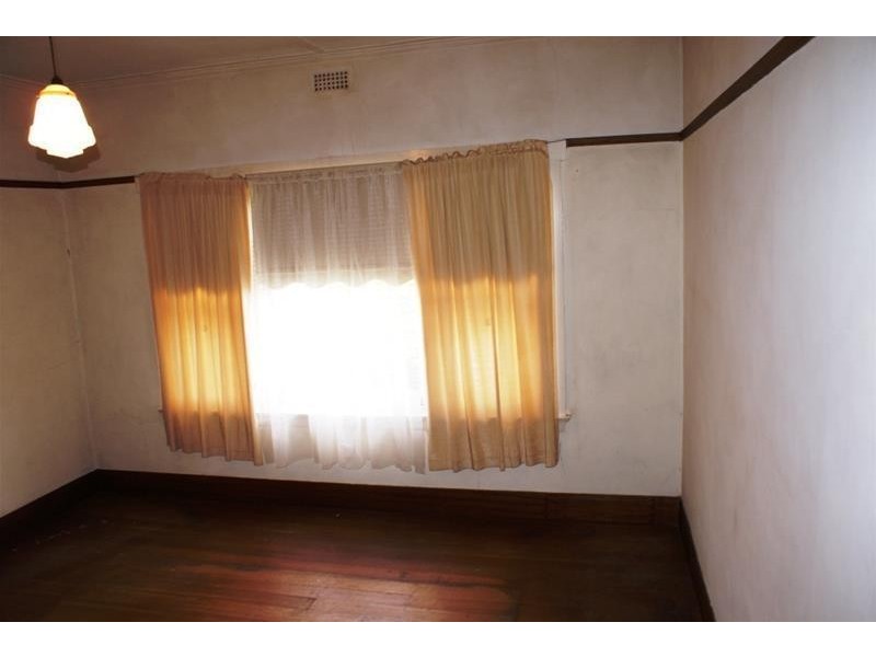 8 East Barrack Street, Deloraine TAS 7304