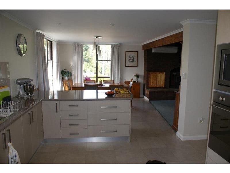 33 Samuel Street, Elizabeth Town TAS 7304