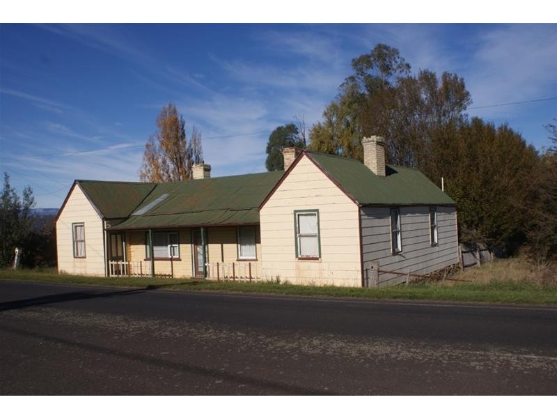 190 Emu Bay Road, Deloraine TAS 7304