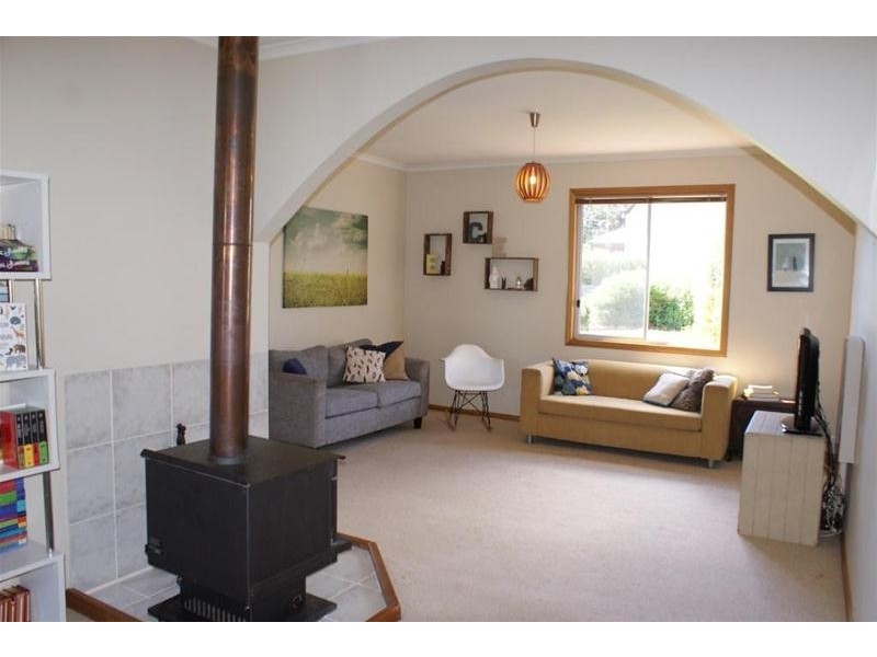 53 East Barrack Street, Deloraine TAS 7304