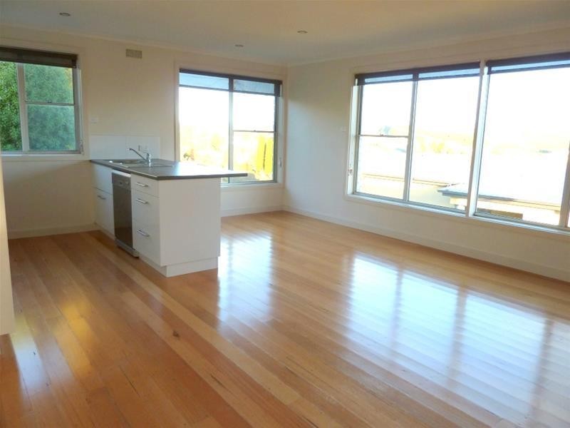 Unit 1/4  Panarama Place, Deloraine TAS 7304