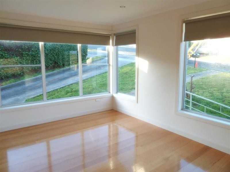 Unit 1/4  Panarama Place, Deloraine TAS 7304