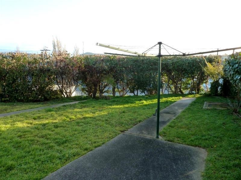 Unit 1/4  Panarama Place, Deloraine TAS 7304