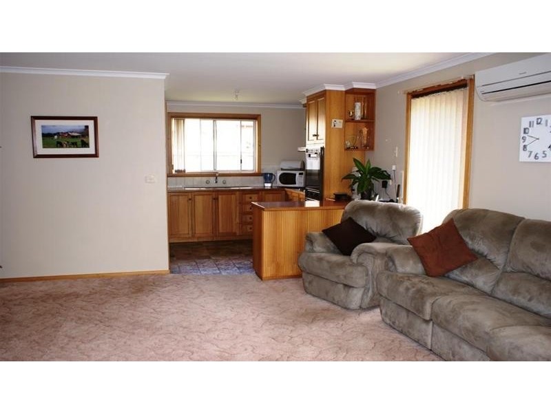 2/20 Meander Valley Road, Westbury TAS 7303