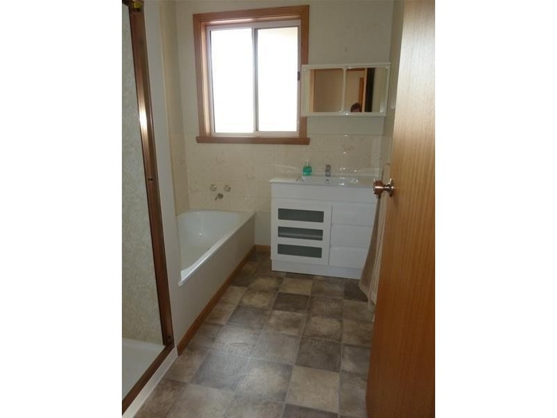 2/20 Meander Valley Road, Westbury TAS 7303