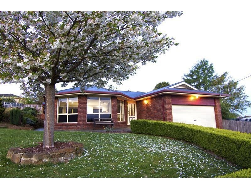 9A Blake Street, Deloraine TAS 7304