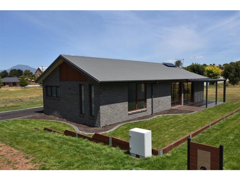 4/58 West Barrack Street, Deloraine TAS 7304