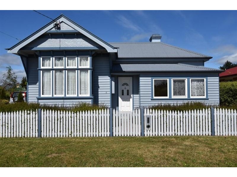 4 Best Street, Deloraine TAS 7304