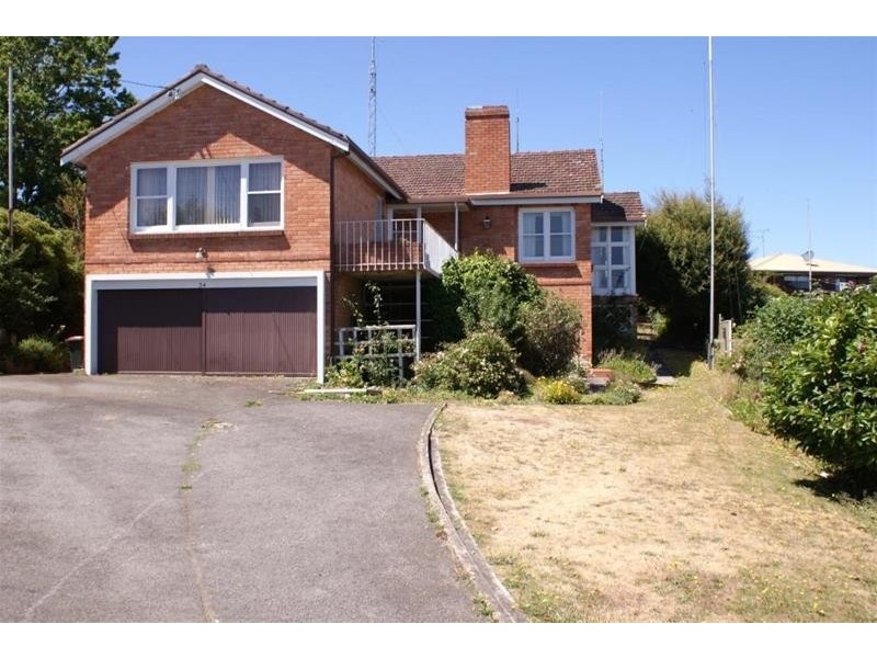 24 Parsonage Street, Deloraine TAS 7304