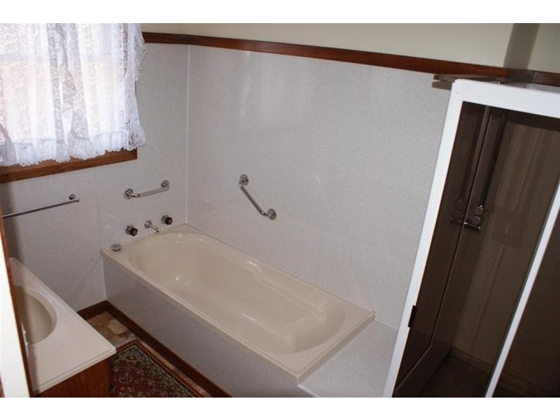 24 Parsonage Street, Deloraine TAS 7304