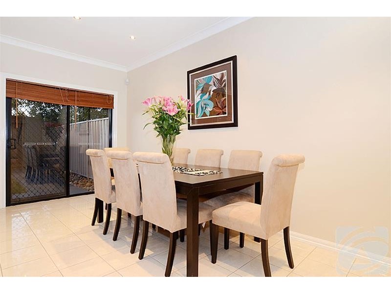 3 Robina Road, Sydenham VIC 3037