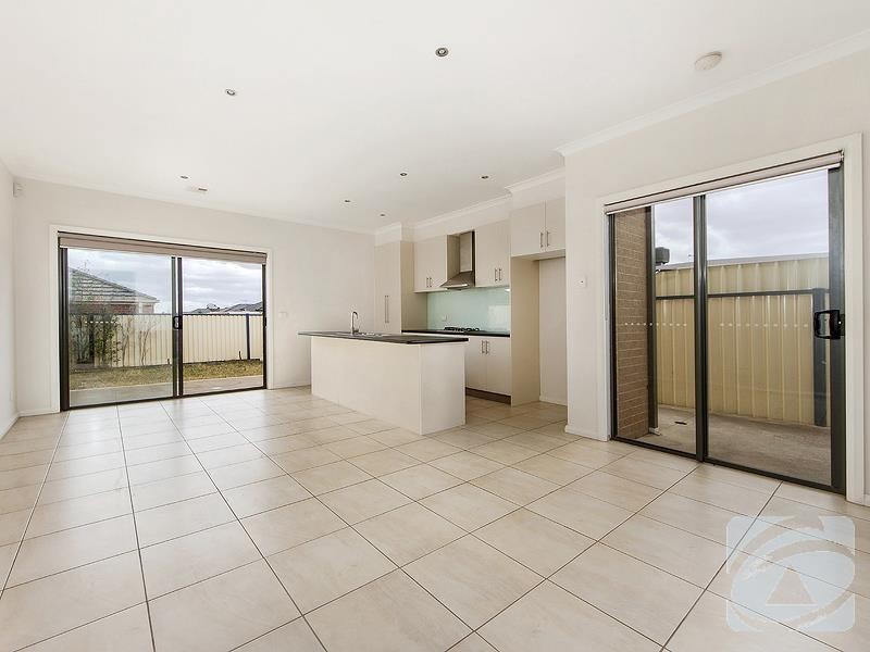 3 Saviour Road, Burnside Heights VIC 3023