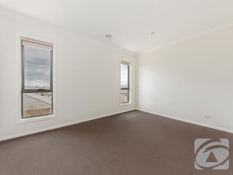 3 Saviour Road, Burnside Heights VIC 3023