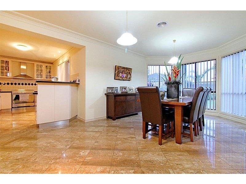 90 Taylors Hill Boulevard, Taylors Hill VIC 3037