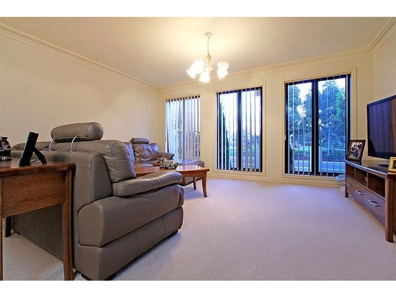 90 Taylors Hill Boulevard, Taylors Hill VIC 3037