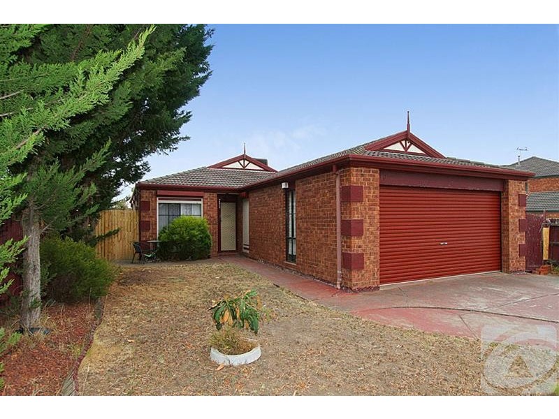 10 Alexander Close, Delahey VIC 3037