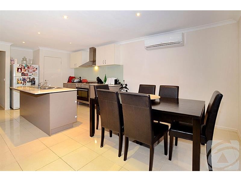 2 Synergy Court, Taylors Hill VIC 3037