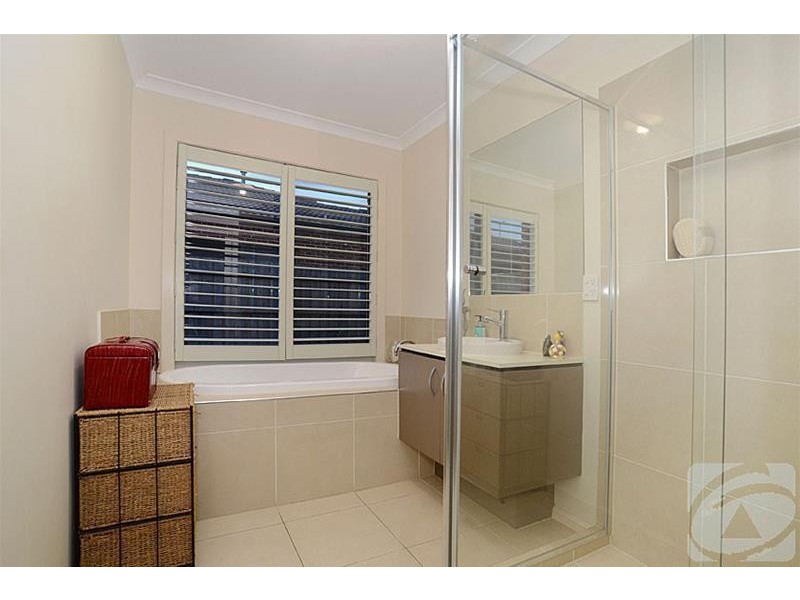 2 Synergy Court, Taylors Hill VIC 3037