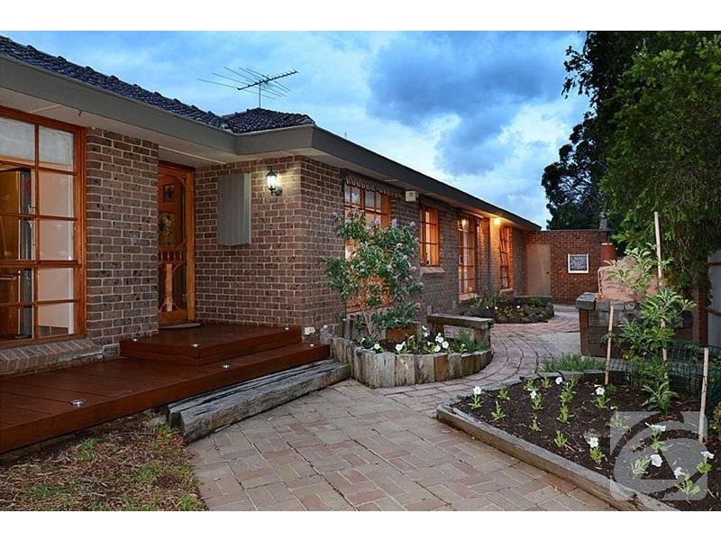 6 Brazilia Avenue, Kealba VIC 3021