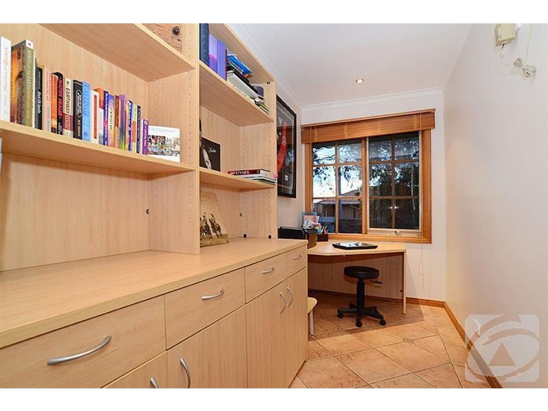 6 Brazilia Avenue, Kealba VIC 3021