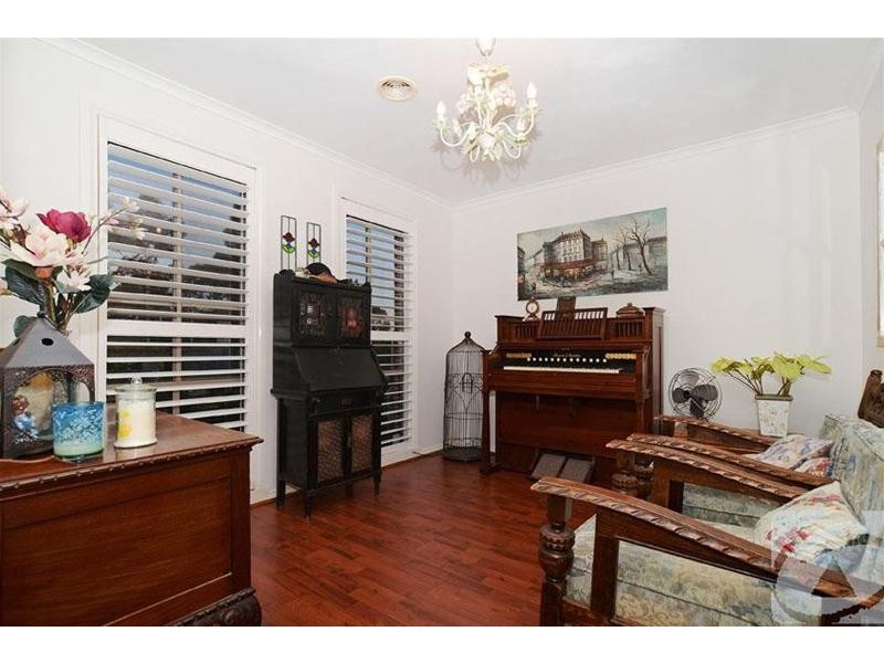 7 Roadhouse Wynd, Sydenham VIC 3037