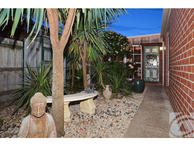 7 Roadhouse Wynd, Sydenham VIC 3037