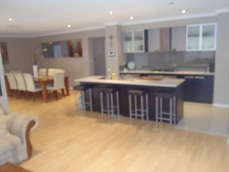 28 Webbs Avenue, Taylors Hill VIC 3037