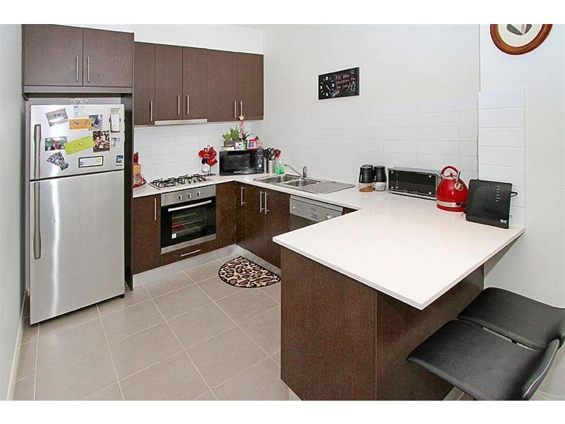 7/28 Buckingham Street, Sydenham VIC 3037