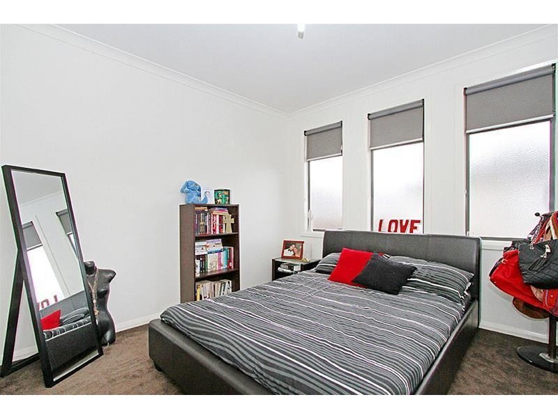 7/28 Buckingham Street, Sydenham VIC 3037