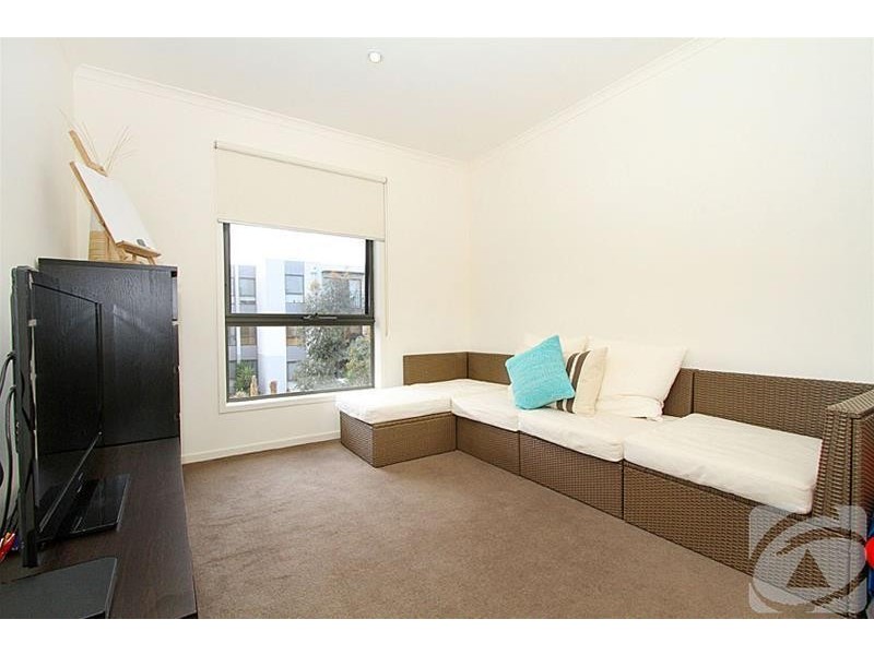 62/21 Trickey Avenue, Sydenham VIC 3037