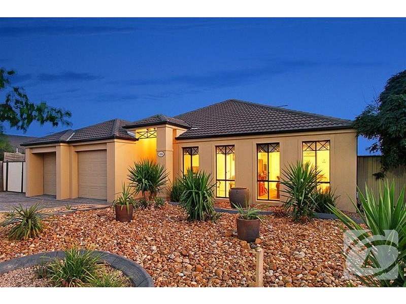 12 Wattle Valley Drive, Hillside VIC 3037