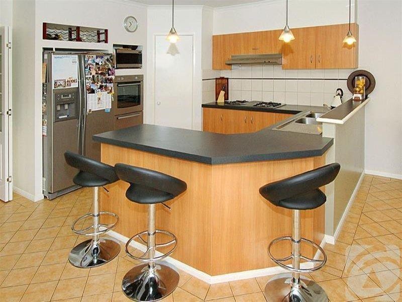 16 Tamora Way, Sydenham VIC 3037