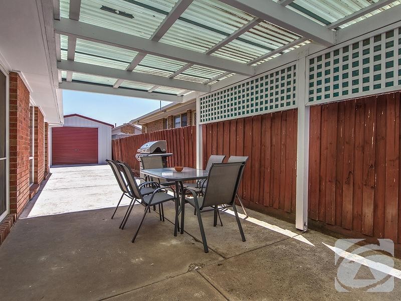 13 Danthonia Street, Delahey VIC 3037