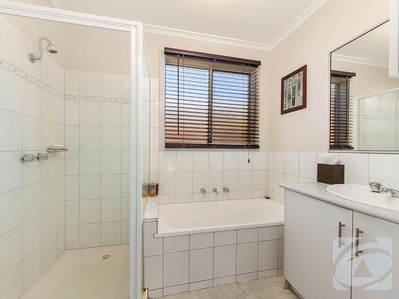 13 Danthonia Street, Delahey VIC 3037