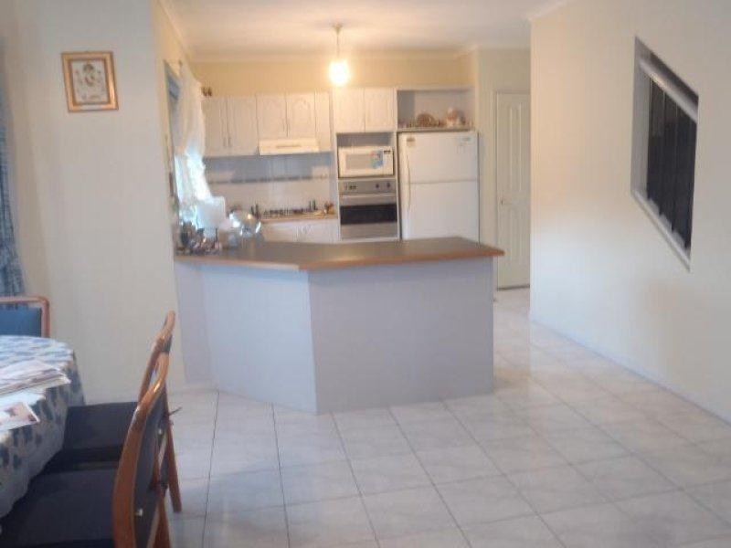 12 Rowell Place, Taylors Lakes VIC 3038