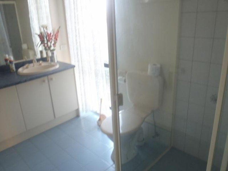 12 Rowell Place, Taylors Lakes VIC 3038