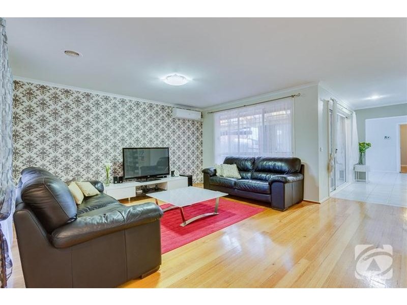 12 Marlock Way, Delahey VIC 3037