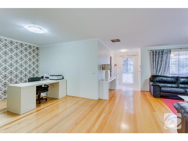 12 Marlock Way, Delahey VIC 3037