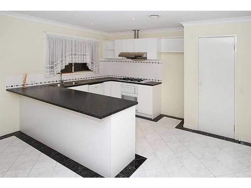 3 Namatjira Court, Taylors Lakes VIC 3038