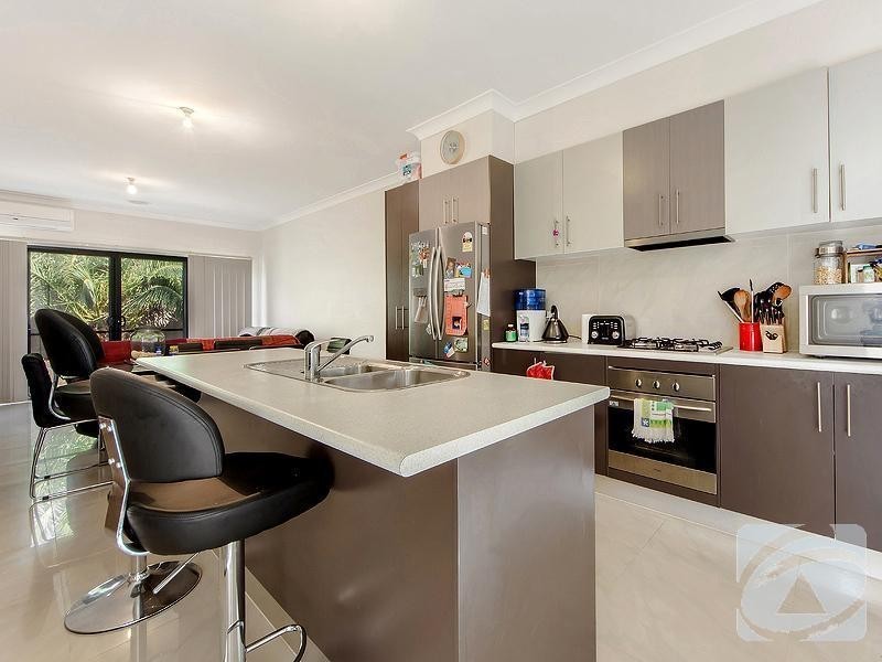 1/7 Katrina Drive, Burnside Heights VIC 3023