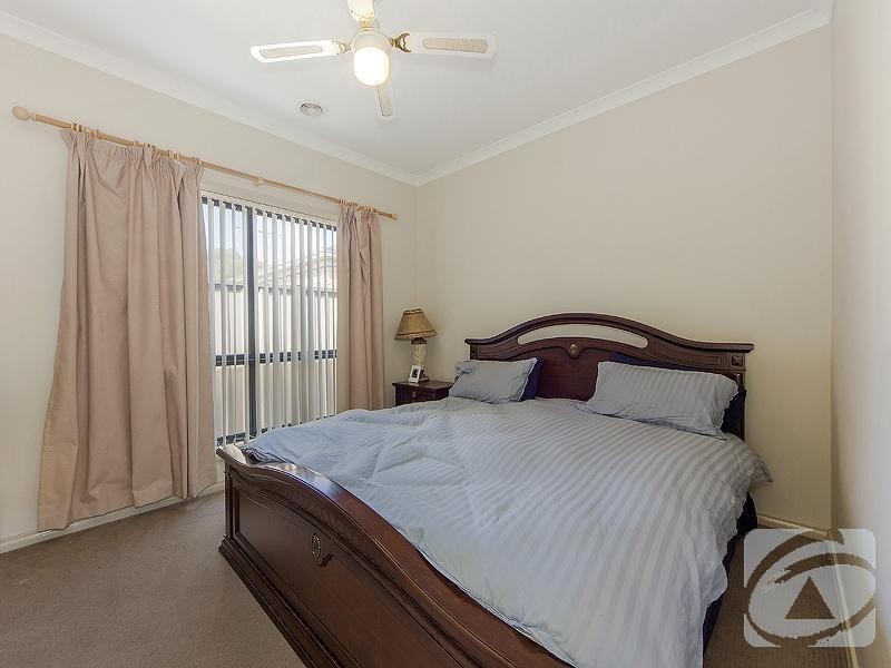 1/7 Katrina Drive, Burnside Heights VIC 3023